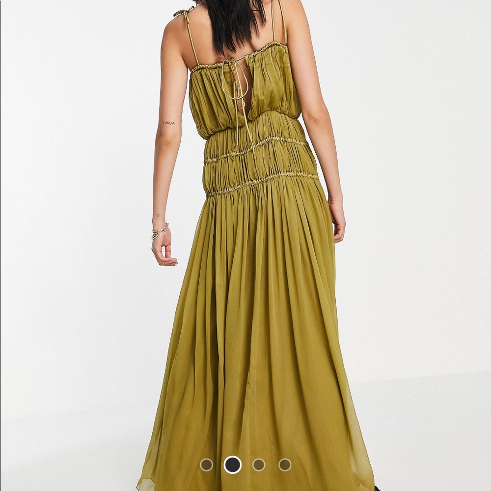 Strappy maxi dress with ruched channel detail and toe straps. Worn once. NWOT. - Picture 2 of 8